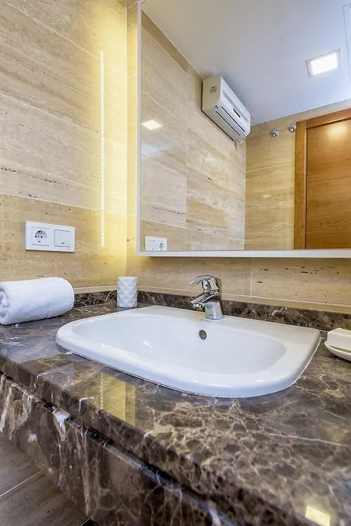Goodplaces Larios Apartment Malaga 0*,  Spain