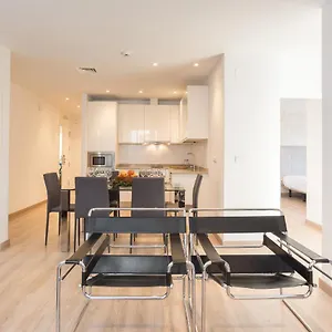 Urbe10 Premium Atarazanas 4 Bedrooms Málaga